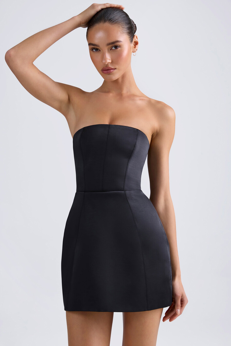 bandeau-kuvioinen tulip-minimekko mustana