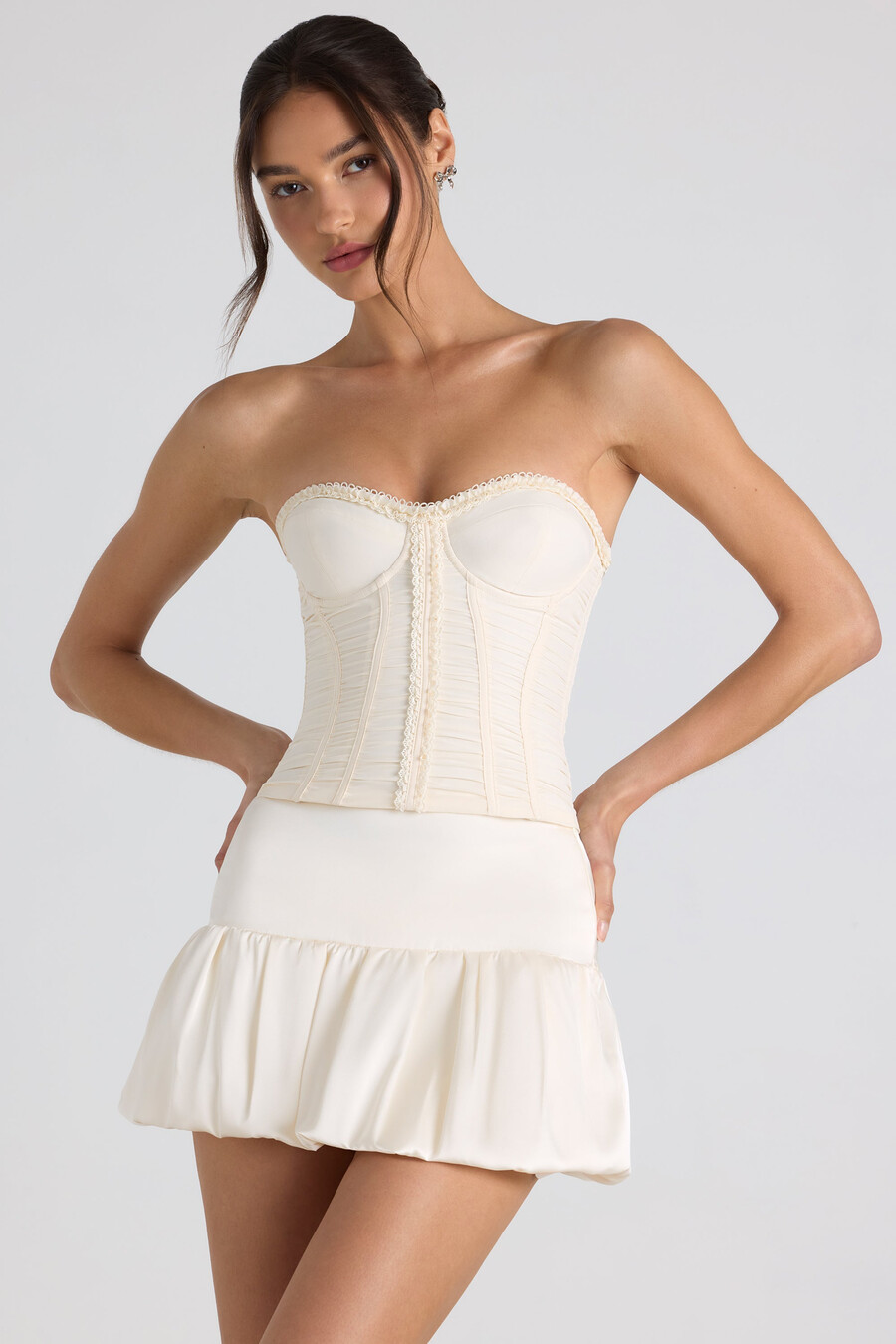 bubble hem mid-rise micro mini -hame norsunluunvärisenä