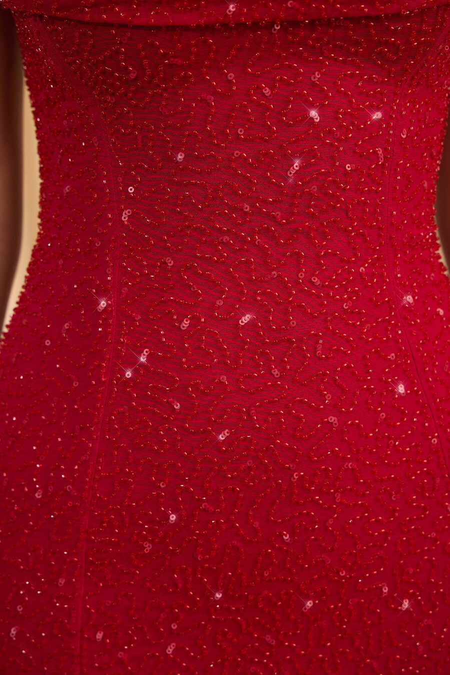 koristeltu olkaimeton kauluspääntie-minimekko värinä true red